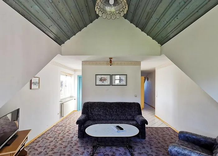 Zur Schmiede Апартаменты *